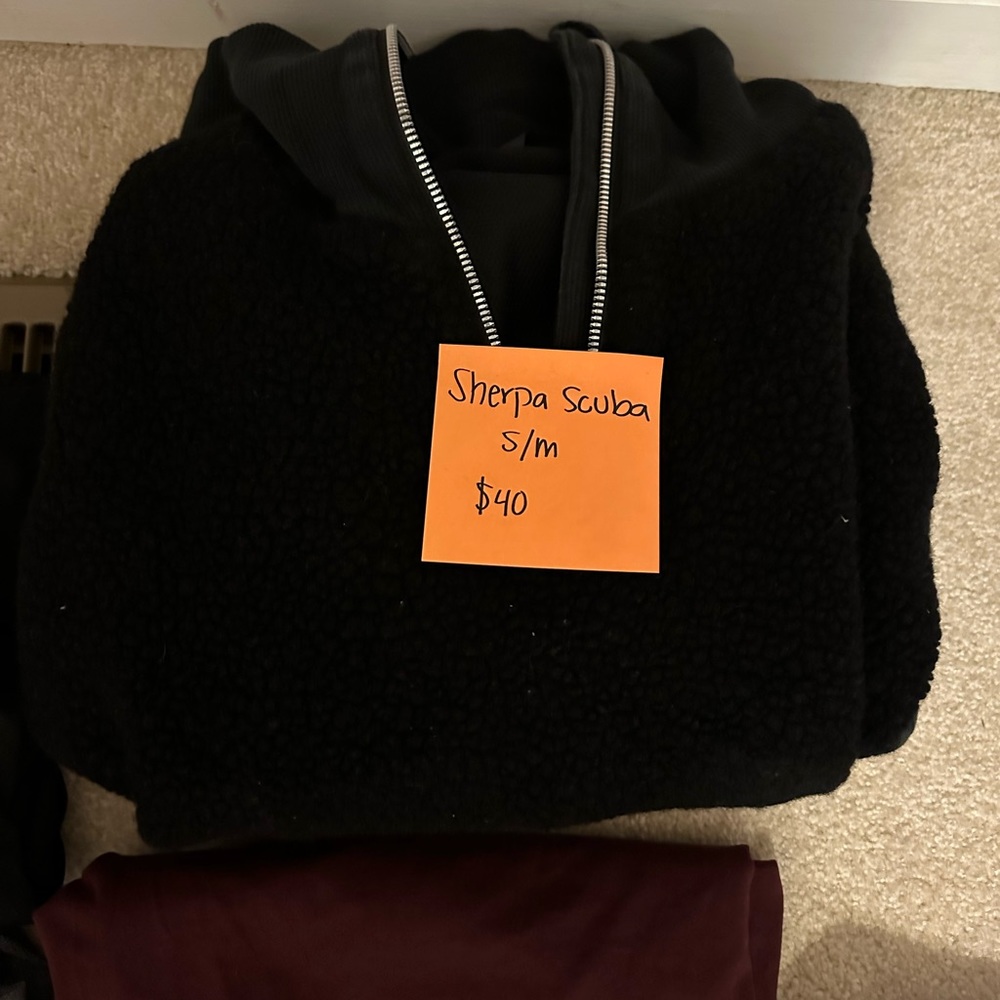 Lululemon scuba